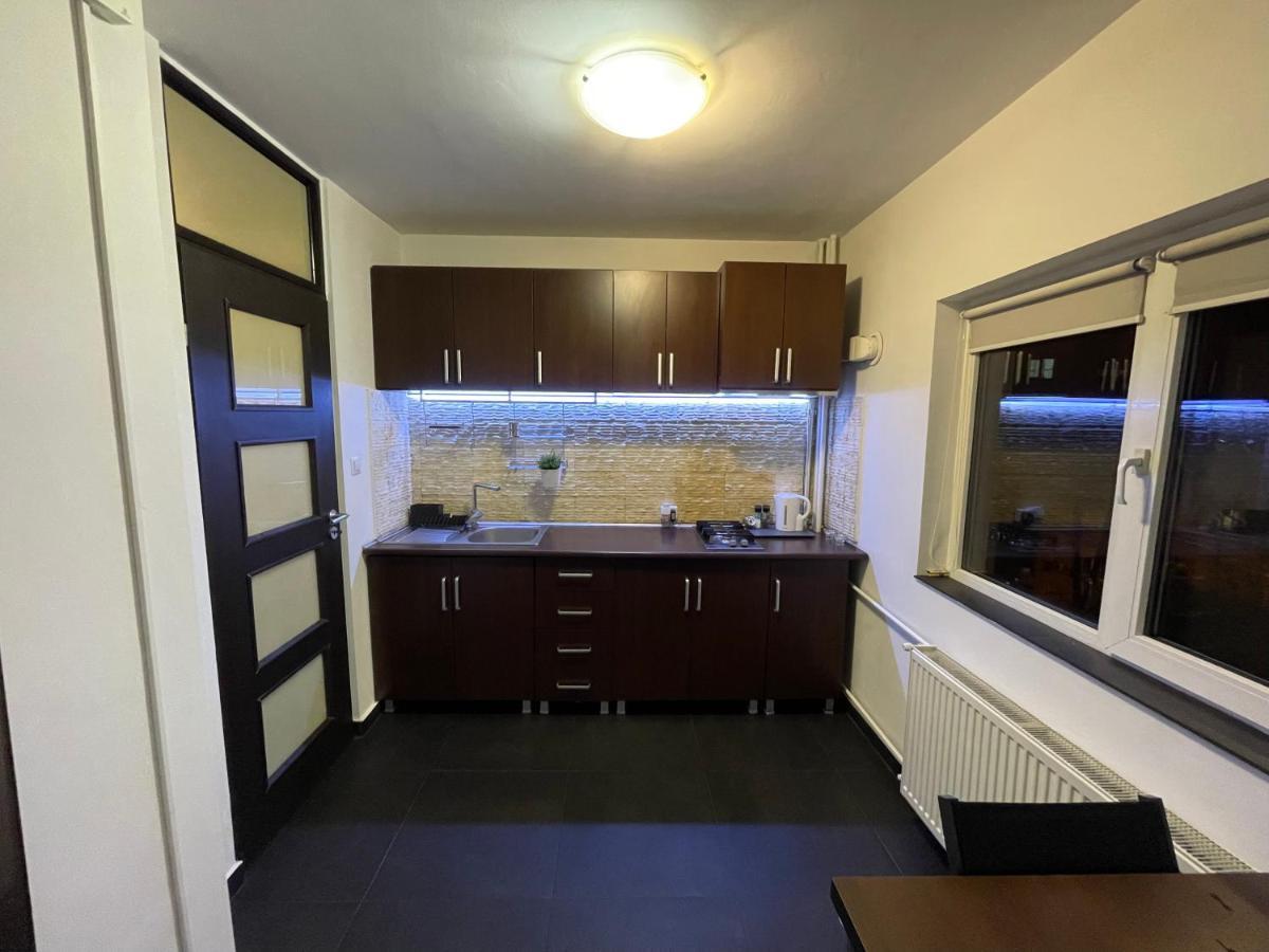 Sunset Luxury Apartment Near Unirii Square Bucharest Luaran gambar