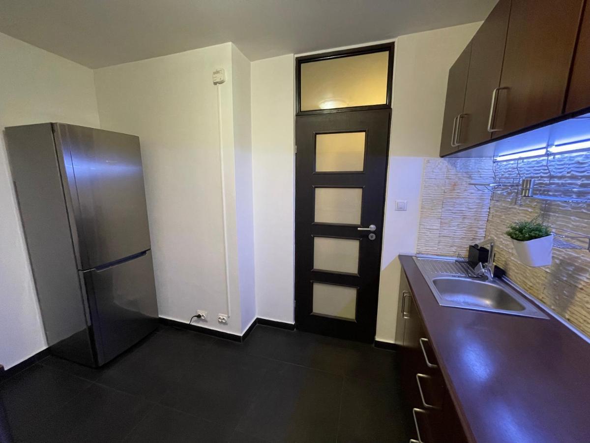 Sunset Luxury Apartment Near Unirii Square Bucharest Luaran gambar